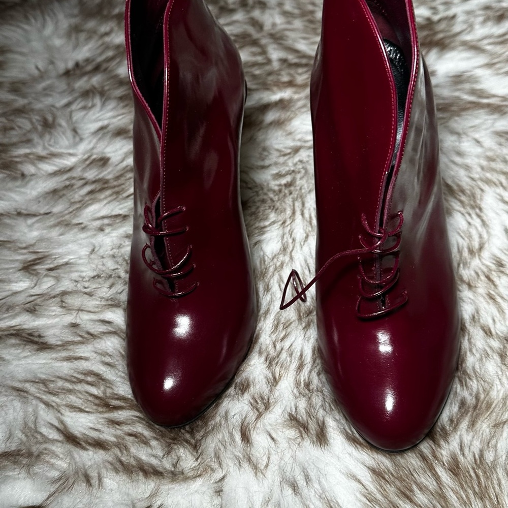 Elegant Burgundy Women's Ankle Boots